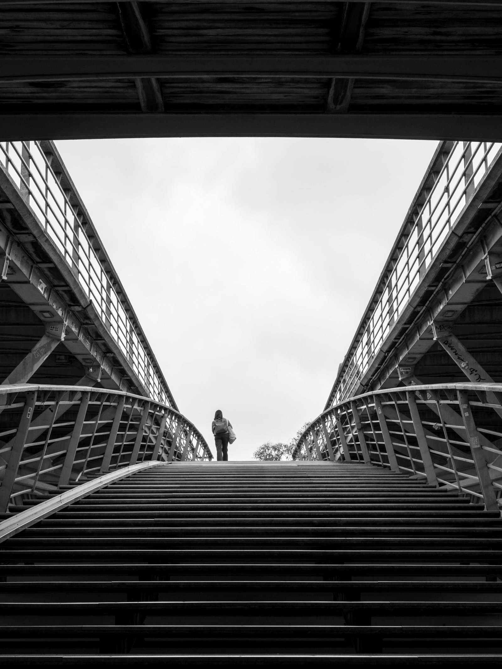 Vue aérienne d'une ville verte et moderne